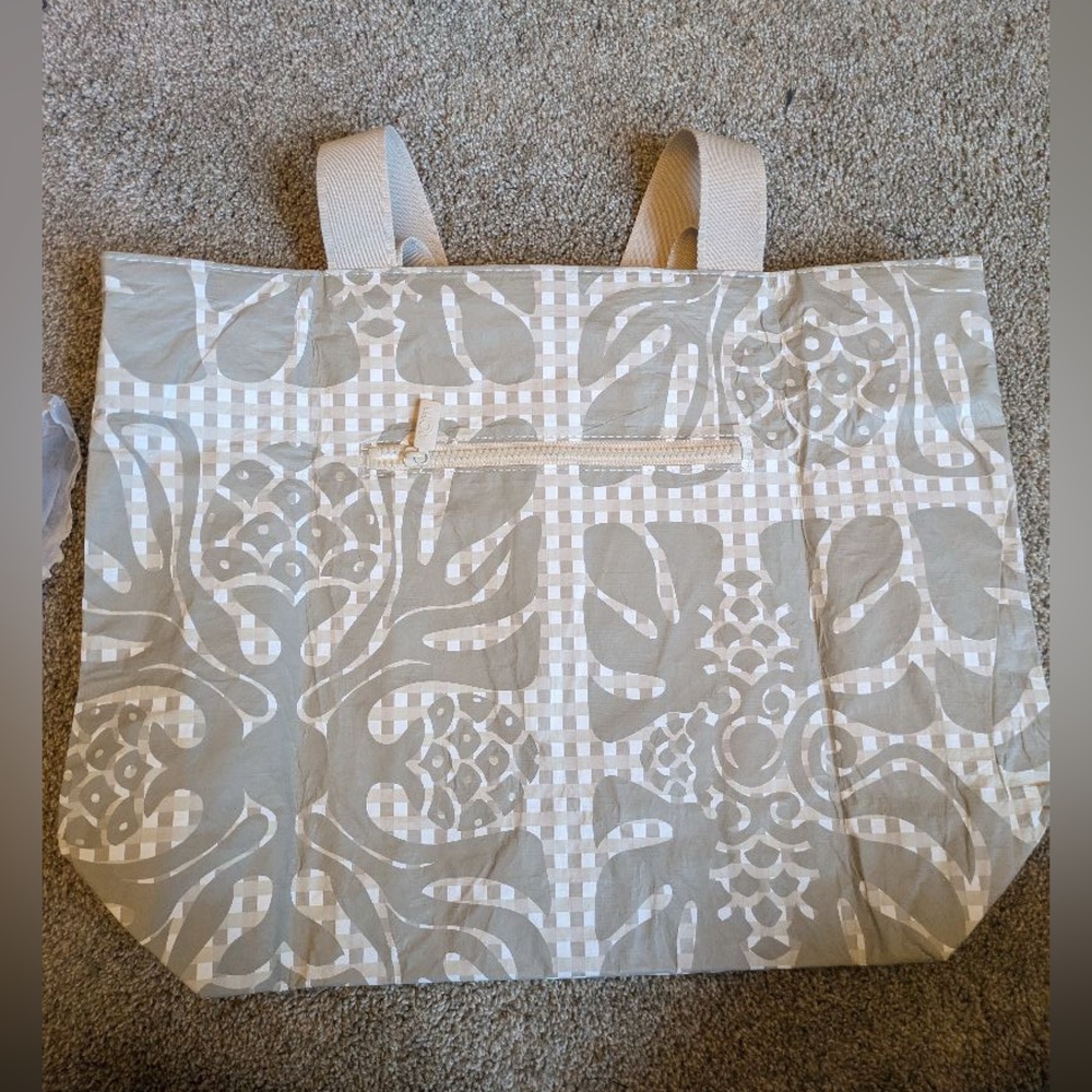 Manuhealii x Aloha Collection - Cream/White ʻUlu print Day Tripper - Picture 5 of 5